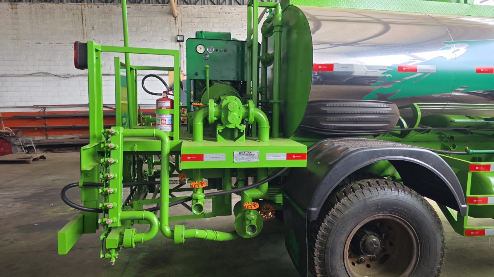 WhatsApp Image 2025-12-02 at 11.37.43